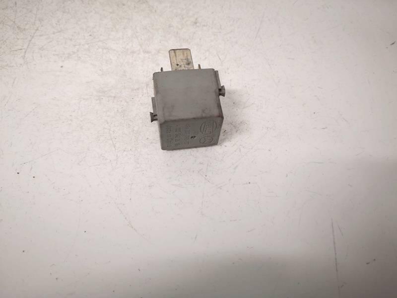 Relais Mercedes-Benz ML, W164 2005.06 - 2009.07 A0025422619,A 002 542 26 19 A0025422619 4RA007793-07