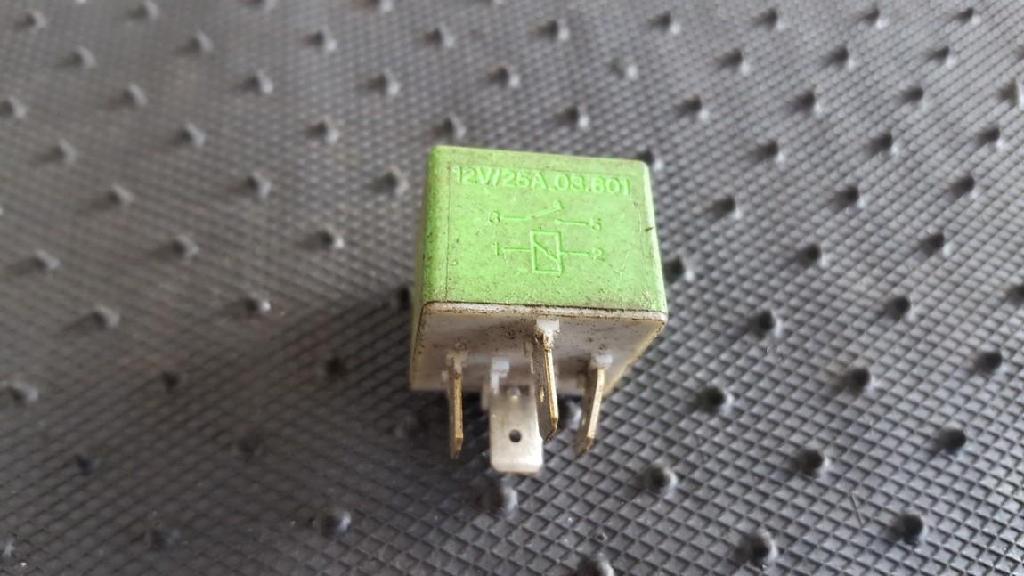 Relais Peugeot 306, 1997.07 - 2000.06 12V25A03601, 12V25A.03.601 12V25A03601