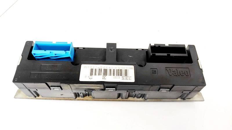 Bedienelement für Klimaanlage Opel Signum, 2003.05 - 2008.06 13138196,