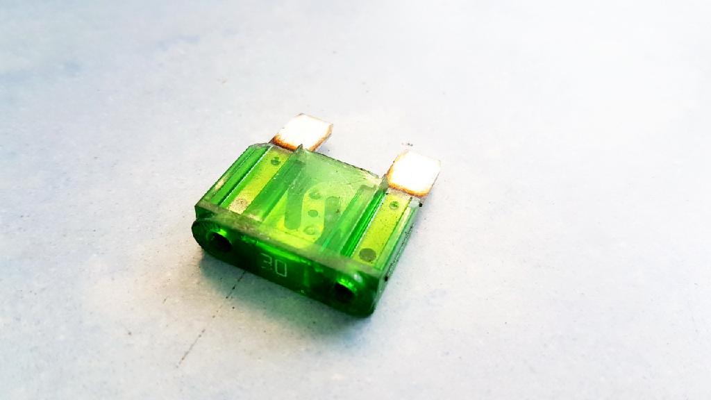 Sicherungen Chrysler Voyager, III 1995.09 - 2001.03 4635023,