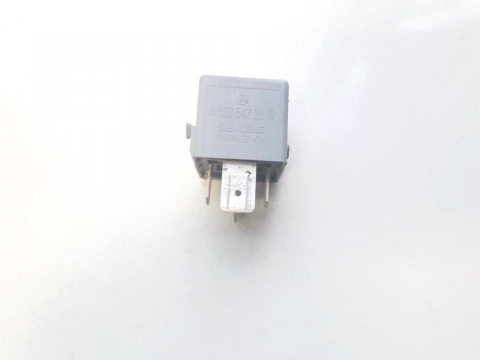 Relais Mercedes-Benz ML, W163 1998.02 - 2005.06 a0025422619,v23134-j52-x361