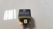 Relais Volkswagen Polo, II 1990.10 - 1994.09 facelift 141951253B,