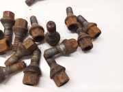 Radschrauben Schraube Radbolzen Dacia Sandero, II 2012.03 --> Gebraucht,