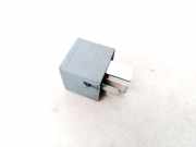 Relais Mercedes-Benz A-CLASS, W169, 2004.09 - 2008.09 A0025422619,V23134-J52-X361