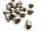 Radbolzen- Radmutter Toyota Avensis, II 2006.03 - 2008.12 facelift Gebraucht,