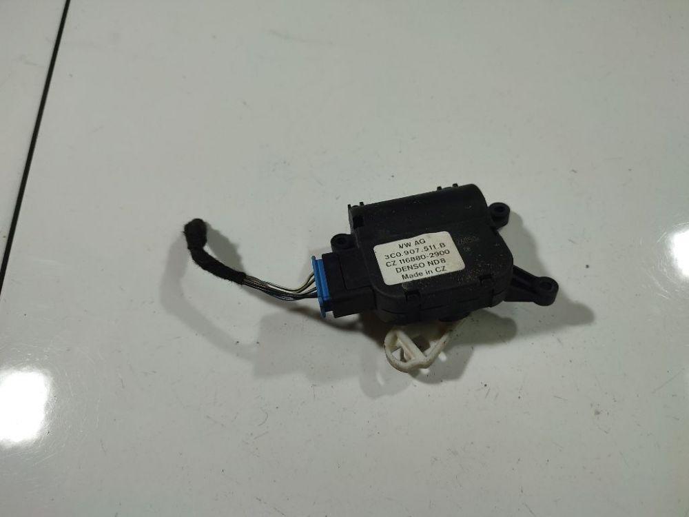 Stellmotor Lüftung Volkswagen Passat, B6 2005.08 - 2010.11 3C0907511B,3C0.907.511.B CZ 116880-2900 DENSO ND8 CZ1168802900 DENSOND8