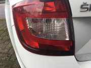 Rücklicht Links 5JH945111A Skoda Rapid Liftback 1.2 TSI 16V (CJZC(Euro 6)) 2015-08