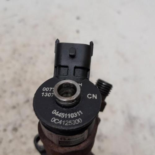 Einspritzventil 0445110311 Peugeot 207 SW (WE/WU) Kombi 1.6 HDi 16V (DV6TED4.FAP(9HV)) 2008 Bild Einspritzventil 0445110311 Peugeot 207 SW (WE/WU) Kombi 1.6 HDi 16V (DV6TED4.FAP(9HV)) 2008