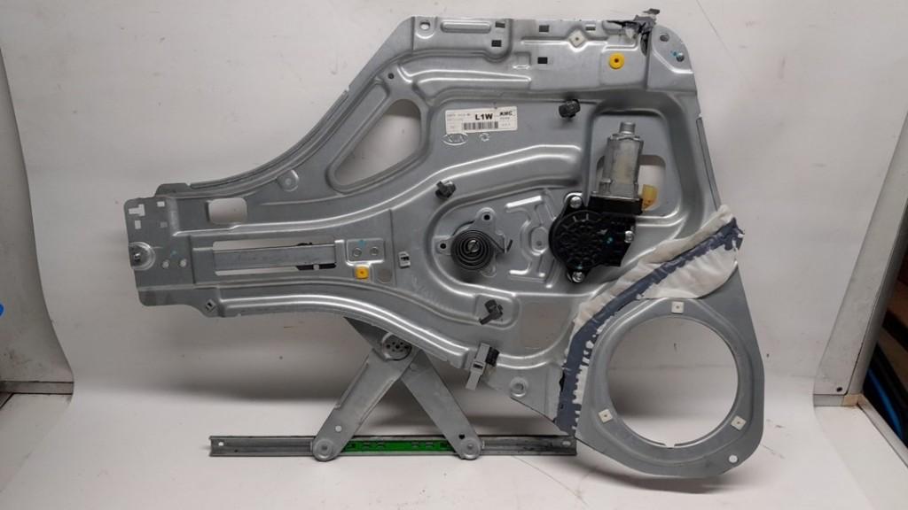 Fensterheber Links Vorne 824011F010 Kia Sportage (JE) Geländewagen 2.0 CVVT 16V 4x2 (G4GC) 2007 Bild Fensterheber Links Vorne 824011F010 Kia Sportage (JE) Geländewagen 2.0 CVVT 16V 4x2 (G4GC) 2007
