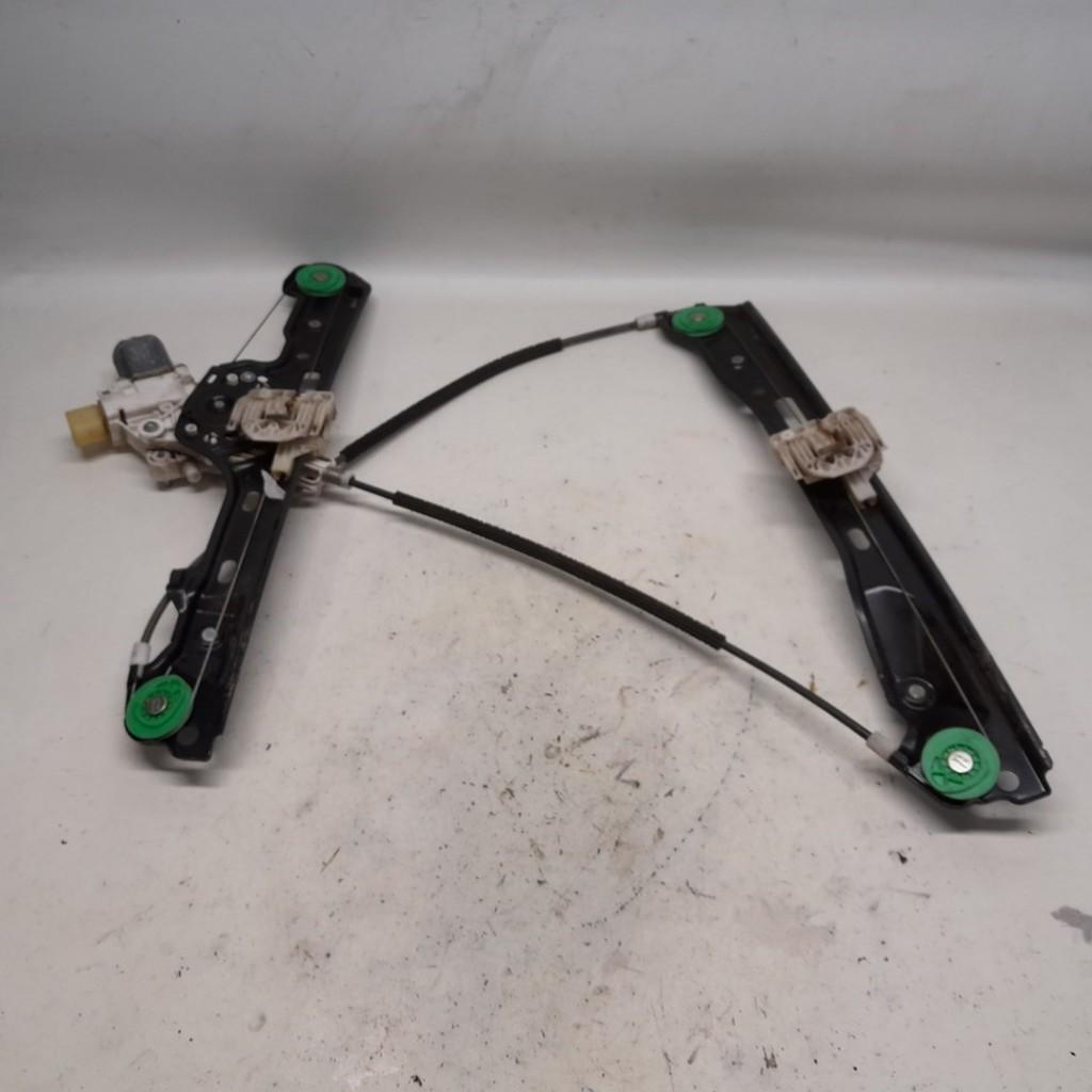 Fensterheber Rechts Vorne 996625101 BMW 1 serie (E87/87N) Schrägheck 5-drs 116i 1.6 16V (N45-B16A) 2005-10 Bild Fensterheber Rechts Vorne 996625101 BMW 1 serie (E87/87N) Schrägheck 5-drs 116i 1.6 16V (N45-B16A) 2005-10