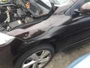Kotflügel Links Vorne Renault Megane III Grandtour (KZ) Kombi 5-drs 1.2 16V TCE 115 (H5F-400(H5F-A4)) 2013-06