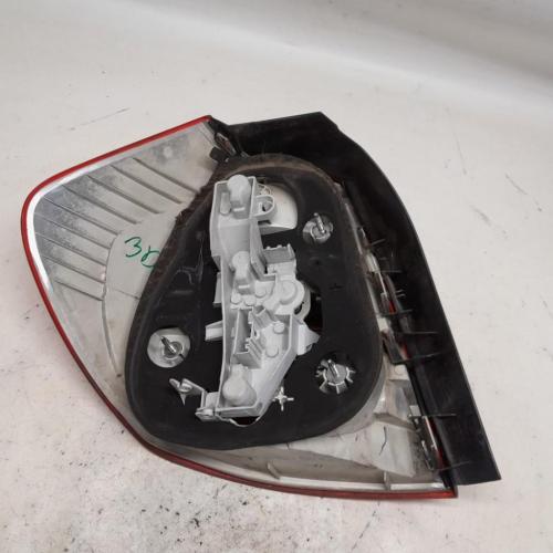 Rücklicht Rechts 63216924502 BMW 1 serie (E87/87N) Schrägheck 5-drs 116i 1.6 16V (N45-B16A) 2005-10 Bild Rücklicht Rechts 63216924502 BMW 1 serie (E87/87N) Schrägheck 5-drs 116i 1.6 16V (N45-B16A) 2005-10