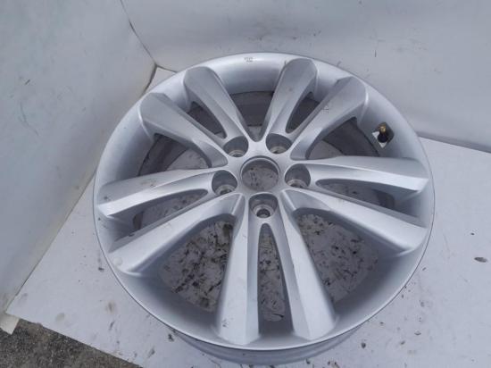 Felge Li, 18", 65J, ET48, 5 Gats Hyundai iX 35 SUV 2.0 CRDi 16V 4x4 (D4HA) 2011-08 Bild Felge Li, 18", 65J, ET48, 5 Gats Hyundai iX 35 SUV 2.0 CRDi 16V 4x4 (D4HA) 2011-08