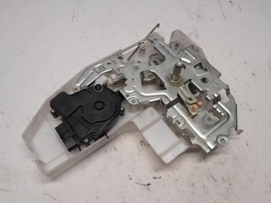 Verschiedenes Slotmechaniek achterdeur Bus-B Renault Master III (FV) Van 2.3 dCi 125 16V FWD (M9T-882) 2018-05 Bild Verschiedenes Slotmechaniek achterdeur Bus-B Renault Master III (FV) Van 2.3 dCi 125 16V FWD (M9T-882) 2018-05
