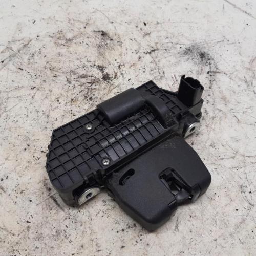 Heckklappenschloss 8719F8 Citro?n C3 (SC) Schr?gheck 5-drs 1.4 16V VTi (EP3C(8FP)) 2010 EP3C(8FP) Bild Heckklappenschloss 8719F8 Citro?n C3 (SC) Schr?gheck 5-drs 1.4 16V VTi (EP3C(8FP)) 2010 EP3C(8FP)