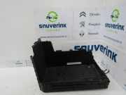 Batteriekasten 5615Q0 Peugeot 2008 (CU) Großraumlimousine 1.2 12V e-THP PureTech 110 (EB2DT(HNZ)) 2015-11