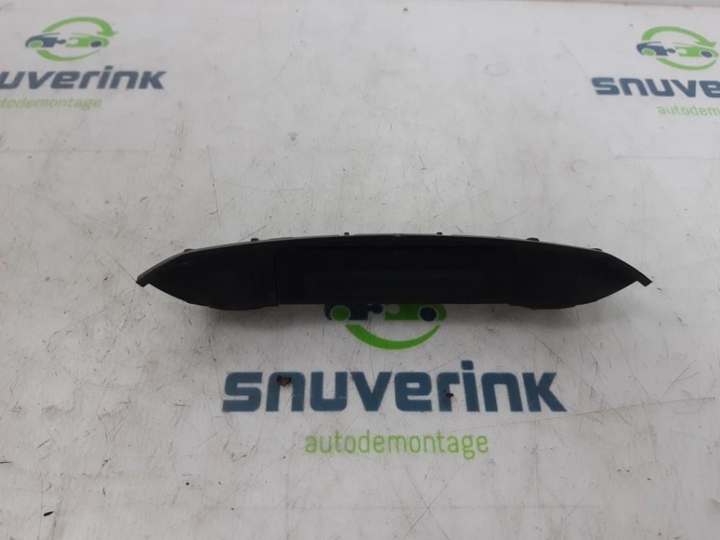 Verschiedenes Schakelaar achterklep 13188017 Opel Corsa D Schrägheck 1.2 16V (Z12XEP(Euro 4)) 2007-09