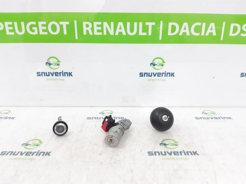 Schloss Set 487002147R Renault Wind (EN) Coupé Cabrio 1.2 16V GT TCE eco2 (D4F-K7) 2011-03