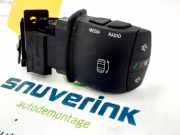 Radio Bedienung Lenkrad 255522540R Renault Megane III Grandtour (KZ) Kombi 5-drs 1.5 dCi 110 (K9K-J836) 2012-12
