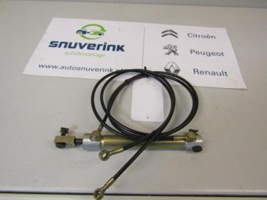 Verschiedenes Cabriodak cilinder 8446G3 Peugeot 206 CC (2D) Cabrio 1.6 16V (TU5JP4(NFU)) 2004-06 Bild Verschiedenes Cabriodak cilinder 8446G3 Peugeot 206 CC (2D) Cabrio 1.6 16V (TU5JP4(NFU)) 2004-06