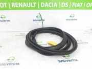 Heckklappe Gummi 908305065R Renault Symbioz (RJB) SUV 1.6 E-Tech Full Hybrid 145 (H4M-632(H4M-C6)) 2024-07