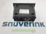 Aux/usb-Anschluss 280230033R Renault Kadjar (RFEH) SUV 1.3 TCE 140 FAP 16V (H5H-470(H5H-B4)) 2019-11