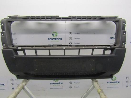 Stoßstangenteil Mitte Vorne 7401NN Citroën Jumper (U9) Van 2.2 HDi 130 (P22DTE(4HH)) 2012-07 Bild Stoßstangenteil Mitte Vorne 7401NN Citroën Jumper (U9) Van 2.2 HDi 130 (P22DTE(4HH)) 2012-07