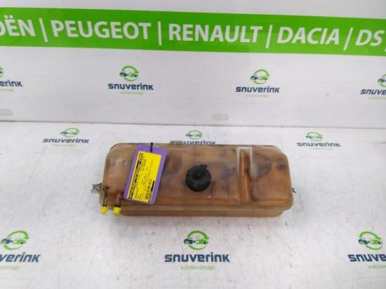 Ausgleichbehälter 1348734080 Fiat Ducato (243/244/245/247) Van 2.8 JTD (8140.43S) 2003-03 Bild Ausgleichbehälter 1348734080 Fiat Ducato (243/244/245/247) Van 2.8 JTD (8140.43S) 2003-03
