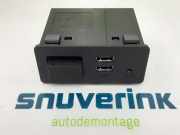 Aux/usb-Anschluss D09H669U0B Mazda CX-3 (DJ/DK) SUV 2.0 SkyActiv-G 121 (PEXB) 2019-11