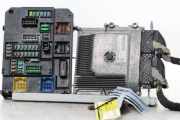 Motorsteuergerät 9806671980 Peugeot 308 SW (L4/L9/LC/LJ/LR) Kombi 5-drs 1.2 12V e-THP PureTech 130 (EB2ADTS(HNS)) 2015-06