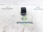 Schalter Für Elekt. Fensterheber 6490J1 Peugeot 206+ (2L/M) Schrägheck 1.4 XS (TU3A(KFV)) 2010-01