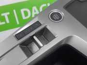 Mittelkonsole 98382259ZD Peugeot 308 SW (F4/FC/FN/FR) Kombi 5-drs 1.2 PureTech Hybrid 136 (EB2LTDH2(HPY)) 2024-07