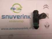 Kraftstoff-Injector 8200028797 Renault Scénic I (JA) -> 1999, Zie MEGANE Großraumlimousine 2.0 16V IDE (F4R-746) 2003-01