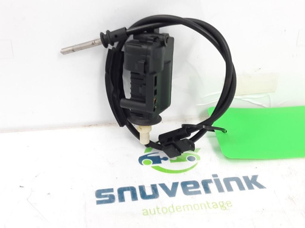 Tankdeckelverschluss 13208157 Opel Corsa D Schrägheck 1.4 16V Twinport (Z14XEP(Euro 4)) 2007-01