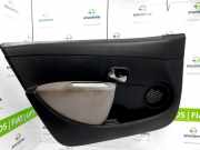 Türverkleidung Links Vorne 8200856933 Renault Clio III (BR/CR) Schrägheck 1.5 dCi FAP (K9K-770) 2012-02