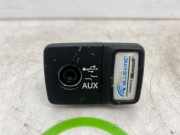 Aux/usb-Anschluss 735531771 Fiat Punto Evo (199) Schrägheck 1.3 JTD Multijet 85 16V (199.B.4000(Euro 5)) 2011-11