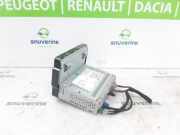 Radio 9826037680 Opel Crossland (X) SUV 1.2 Turbo 12V (F12XHL(EB2ADTD)) 2017-09