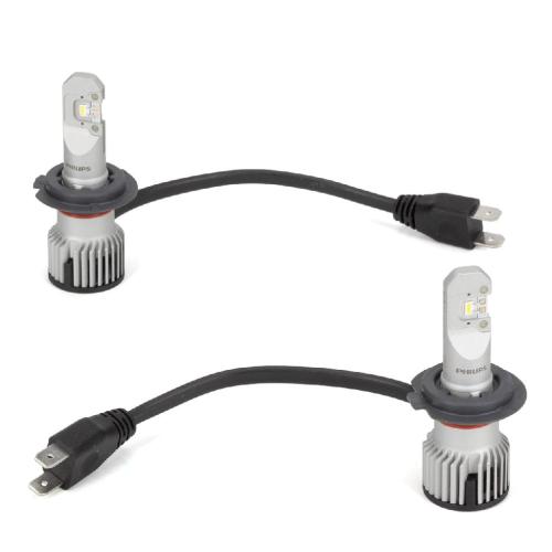 2x PHILIPS Ultinon Pro6000 H7 LED + Adapter MERCEDES W246 W205 C/X117 OPEL Zafira C Bild 2x PHILIPS Ultinon Pro6000 H7 LED + Adapter MERCEDES W246 W205 C/X117 OPEL Zafira C