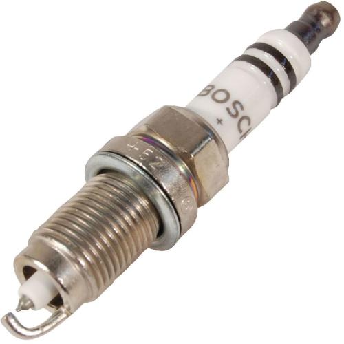 BREMI Zündspule 20133 + Zündleitungssatz 212AD200 BOSCH Zündkerze 0 242 236 566 Bild BREMI Zündspule 20133 + Zündleitungssatz 212AD200 BOSCH Zündkerze 0 242 236 566