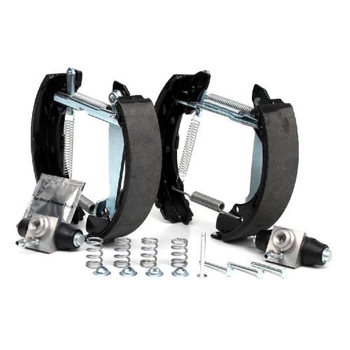 ZIMMERMANN Bremstrommel 100.1649.20 BOSCH Bremsbackensatz 0 204 114 546 Bild ZIMMERMANN Bremstrommel 100.1649.20 BOSCH Bremsbackensatz 0 204 114 546