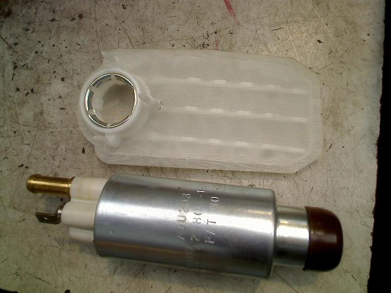 Kraftstoffpumpe Elektrisch 4500270 Volvo 850 Estate Kombi 2.0i 20V (B5204FS) 1995