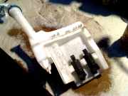 Scheibenwaschbehälter Peugeot 107 Schrägheck 1.0 12V (384F(1KR)) 2009