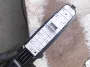 Schalter Für Elekt. Fensterheber Renault Grand Scénic III (JZ) Großraumlimousine 2.0 16V CVT (M4R-711(M4R-F7)) 2011