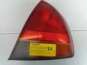 Rücklicht Rechts Mitsubishi Carisma Schrägheck 1.6i 16V (4G92) 1998