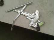 Fensterheber Elektr. Rechts Vorne Daihatsu YRV (M2) Schrägheck 1.3 16V DVVT (K3-VE) 2006