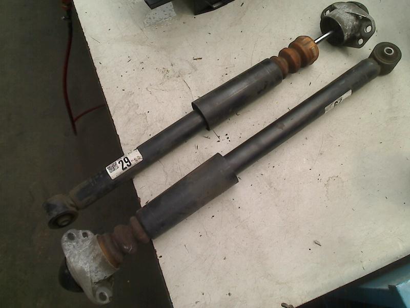 Stoßdämpferset Hinten 6R0512011AH Audi A1 (8X1/8XK) Schrägheck 3-drs 1.0 TFSI 12V (CHZB(Euro 6)) 2015