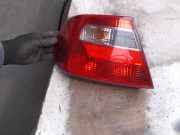 Rücklicht Links Mitsubishi Carisma Limousine 1.8 GDI 16V (4G93(GDI)) 2000