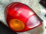 Rücklicht Links Toyota Corolla (EB/ZZ/WZ/CD) Liftback 1.4 16V VVT-i (4ZZFE) 2001