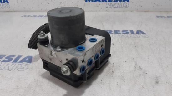Bremsaggregat ABS Peugeot 5008 I 1607510480 Bild Bremsaggregat ABS Peugeot 5008 I 1607510480