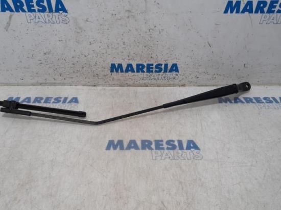 Wischerarm vorne Peugeot 207 6429AN Bild Wischerarm vorne Peugeot 207 6429AN